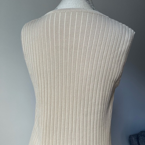 Cream knitted sleeveless midi dress - Picture 6 of 6